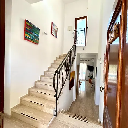 'villa Xenia' Hg25 - Relax And Enjoy The Golf Villa Kouklia