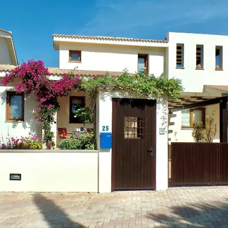 Villa 'villa Xenia' Hg25 - Relax And Enjoy The Golf Kouklia