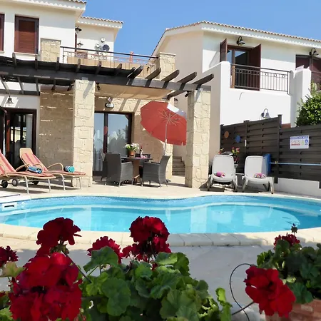 'villa Xenia' Hg25 - Relax And Enjoy The Golf * Kouklia