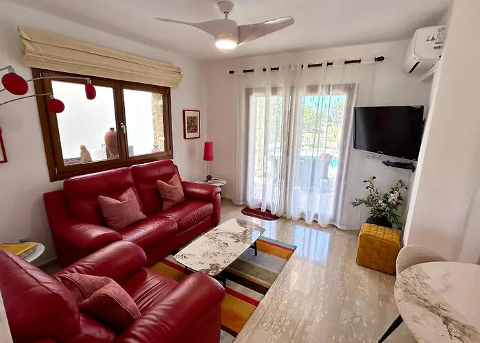 'villa Xenia' Hg25 - Relax And Enjoy The Golf Kouklia