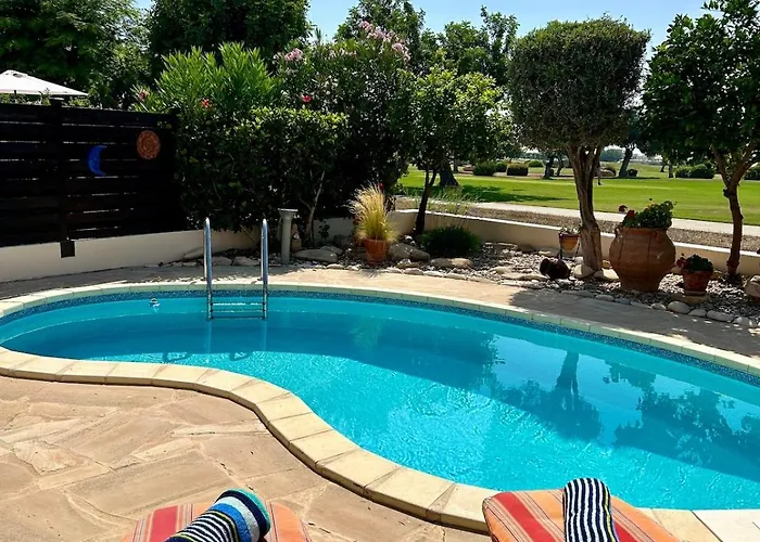 'villa Xenia' Hg25 - Relax And Enjoy The Golf Kouklia